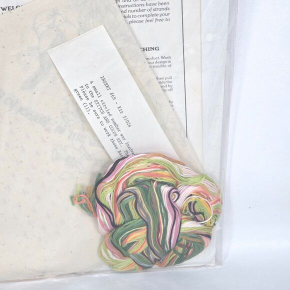 Vintage Dimensions Crewel Kit The Art of Sharing Birds Floral 51024 Sealed 1988 - Picture 10 of 11